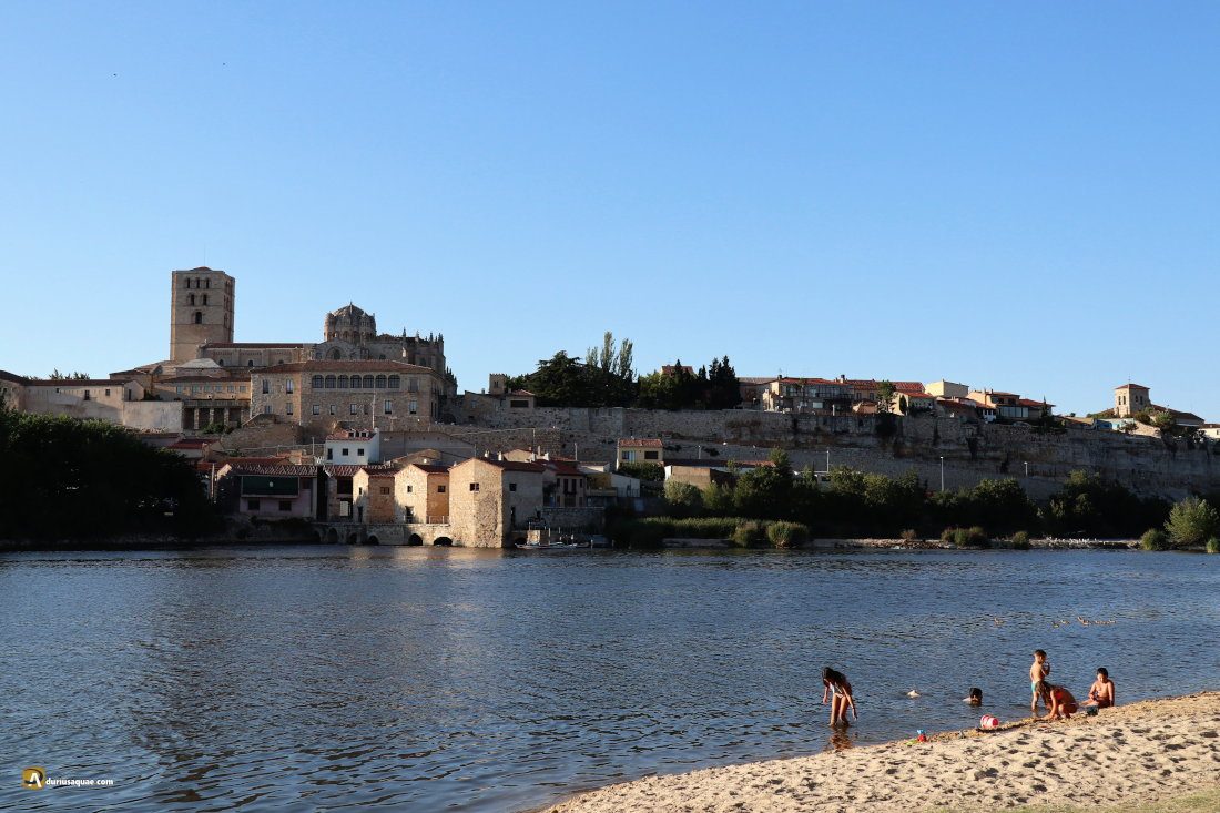 Zamora: Playa de las Pelambres