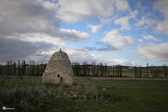 Chozo junto al río Hornija. Montes Torozos. Valladolid