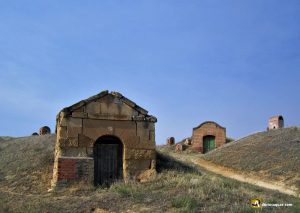 Bodegas tradicionales en Fuentelapeña, Zamora