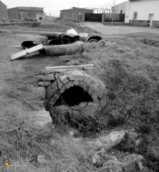 Caño-basurero en Valdefuentes (Valderas)