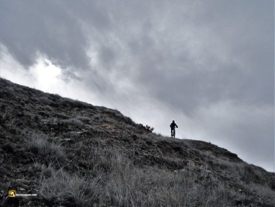 Pedaleando por el valle del Cea