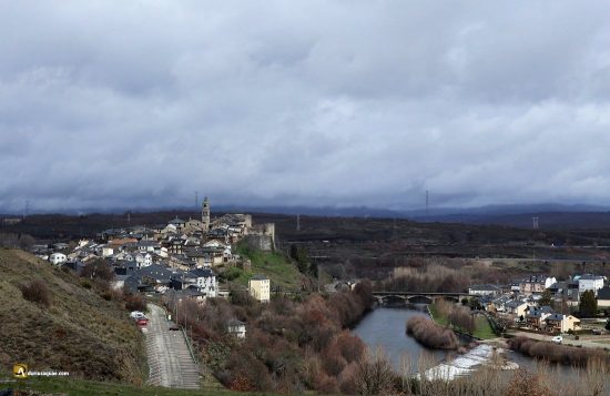 Puebla de Sanabria y río Tera. Zamora