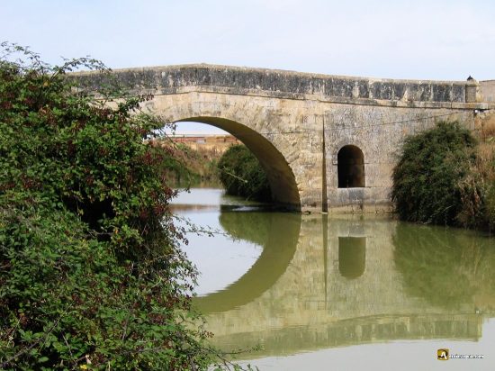 Canal de Castilla en Becerril de Campos