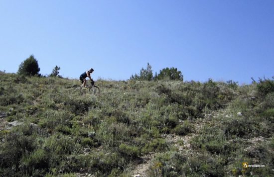 peligrosa bajada en bici