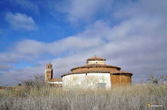 Barcial de la Loma, palomar y torre
