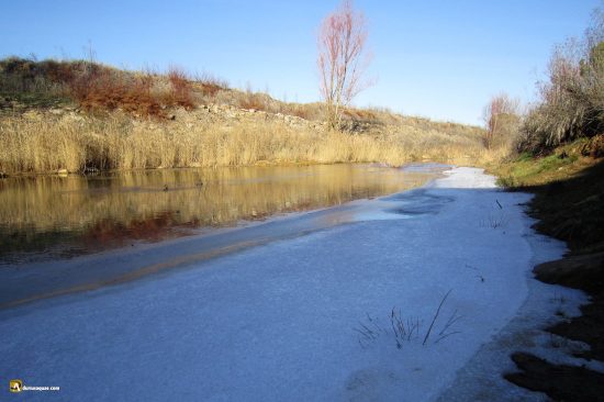 El Valderaduey helado por Castroverde