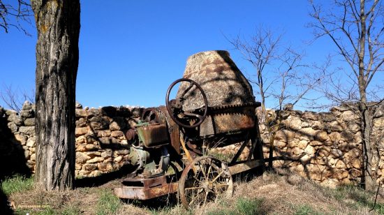 Hormigonera abandonada en Jodra de Cardos