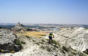 Castillo de Peñafiel desde el Castillo Viejo
