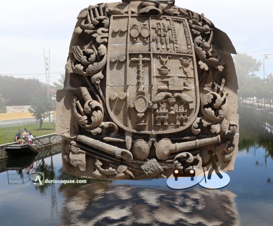 Escudo de piedra en Verín