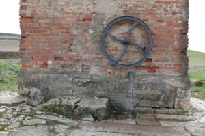 Fuentes en Tiedra, fuente de la Refresca