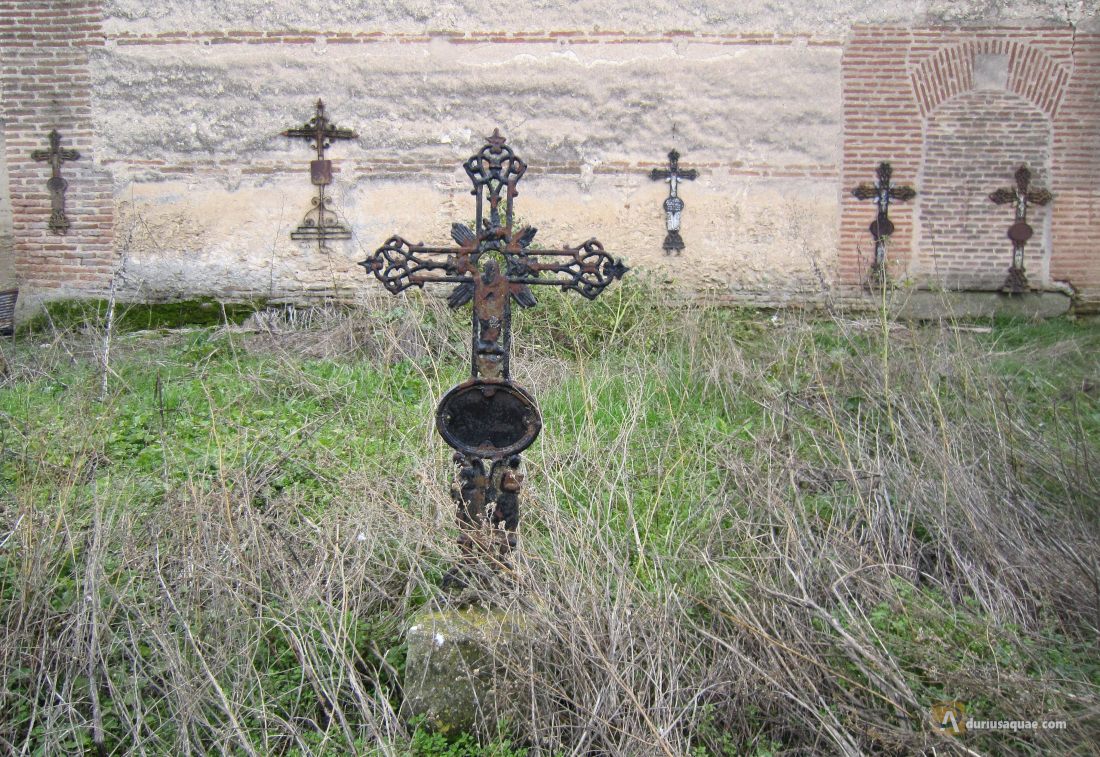 Cementerio viejo de Cantiveros