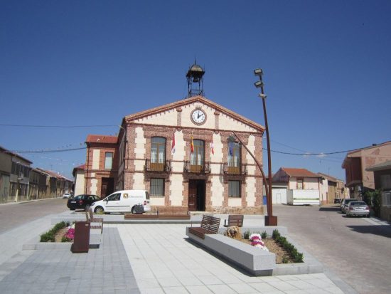 Ayuntamiento, San Cristóbal de Entreviñas, Zamora