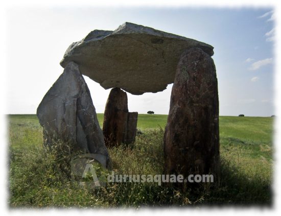Monumento megalítico en Ávila. Pascualcobo