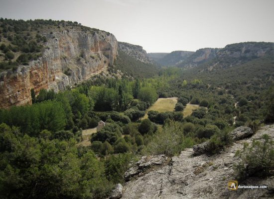 Valle del Riaza y ermita del Casuar