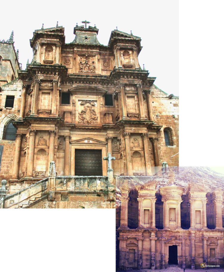 Portada iglesia Gumiel de Izán. Comparada Monasterio de Petra