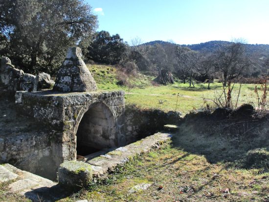 Fuente del Concejo. Bonilla de la Sierra. Ávila
