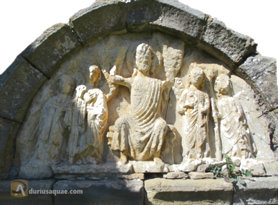 Tímpano románico en Báscones de Valdivia