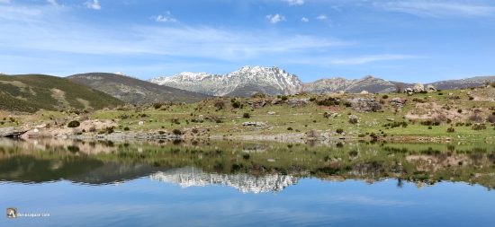 Reflejo del Curavacas en Camporredondo