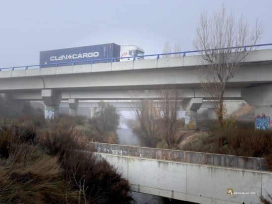 Ronda VA-30 sobre el Canal del Duero - VALLADOLID
