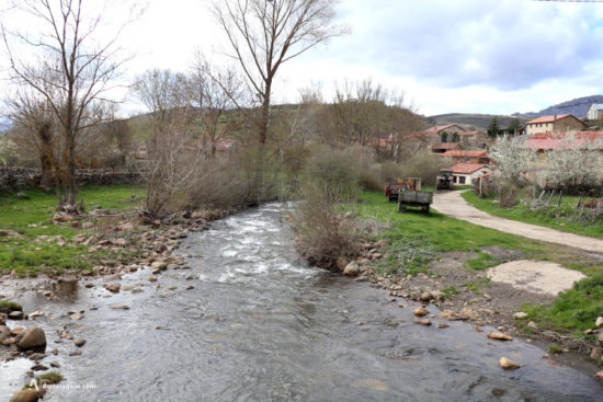 Pisuerga en Santa María de Redondo, La Pernía - Palencia