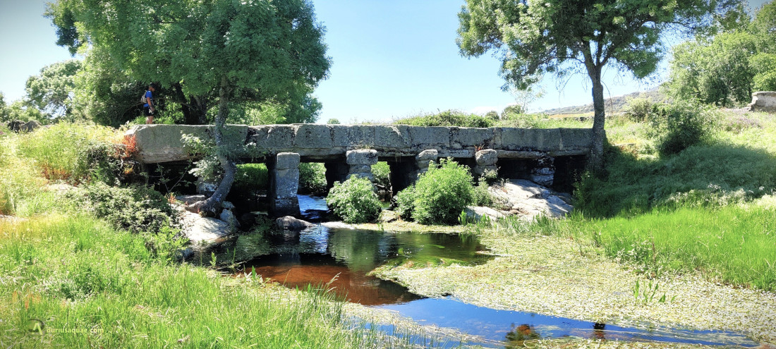 Puente del Molinillo, Santibañez de Béjar - Salamanca imponente puente en Santibañez de Béjar